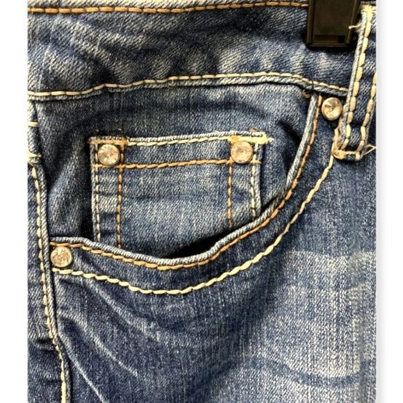 💗 Earl Jeans Medium Dark Wash Emblished Crop Jeans Juniors Size 9 - Picture 3 of 6